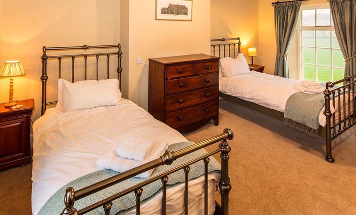Gardener's Cottage Twin Room